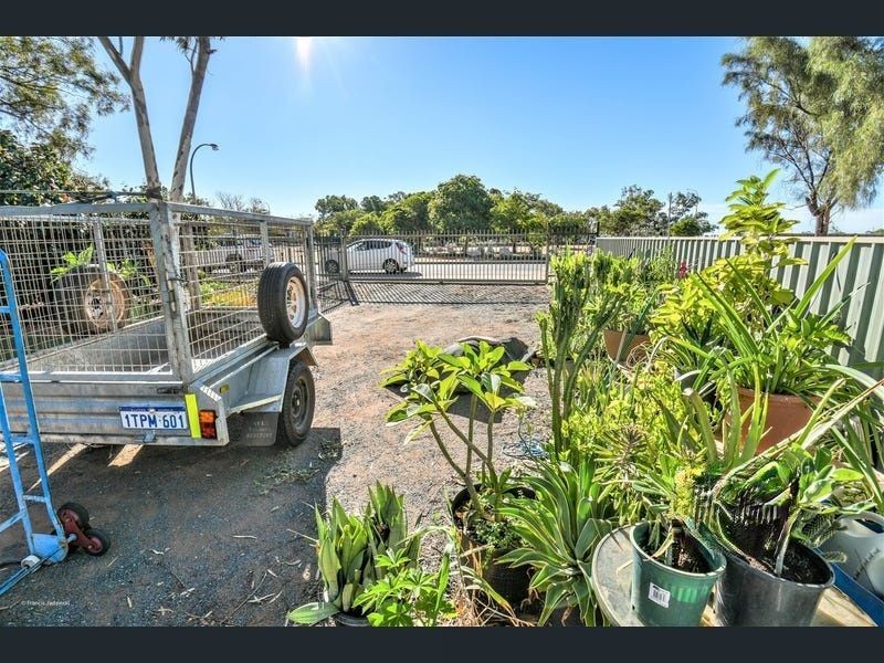 34 roberts st, South Hedland WA 6722