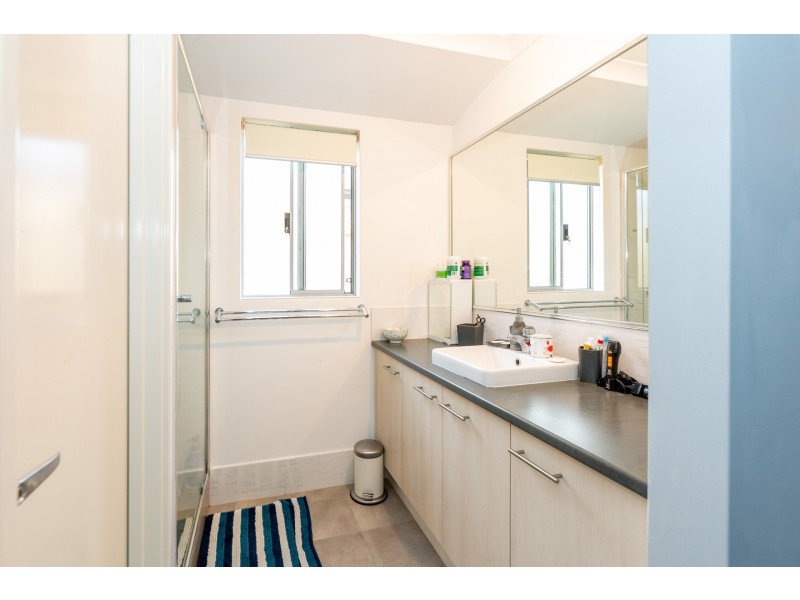 5 Angelite Street, Wellard WA 6170