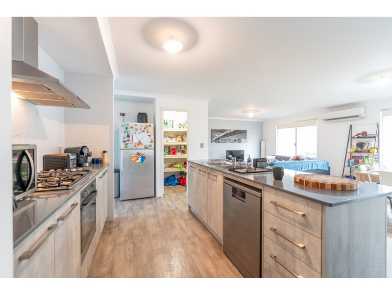 5 Angelite Street, Wellard WA 6170