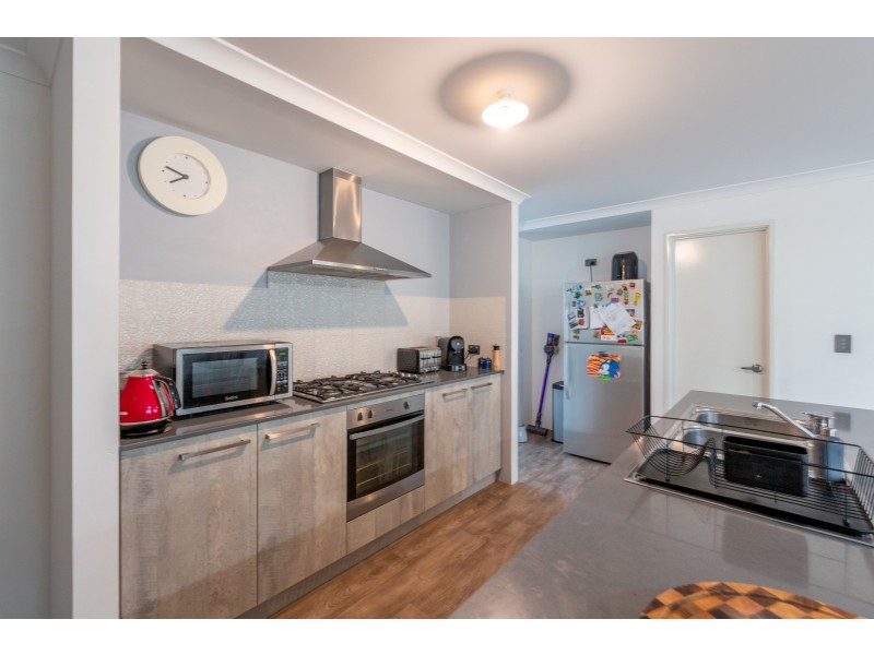 5 Angelite Street, Wellard WA 6170