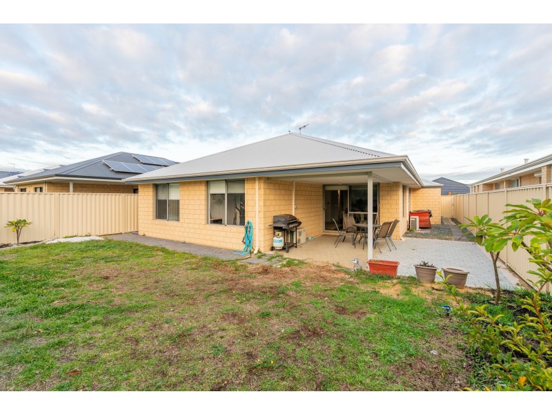 5 Angelite Street, Wellard WA 6170
