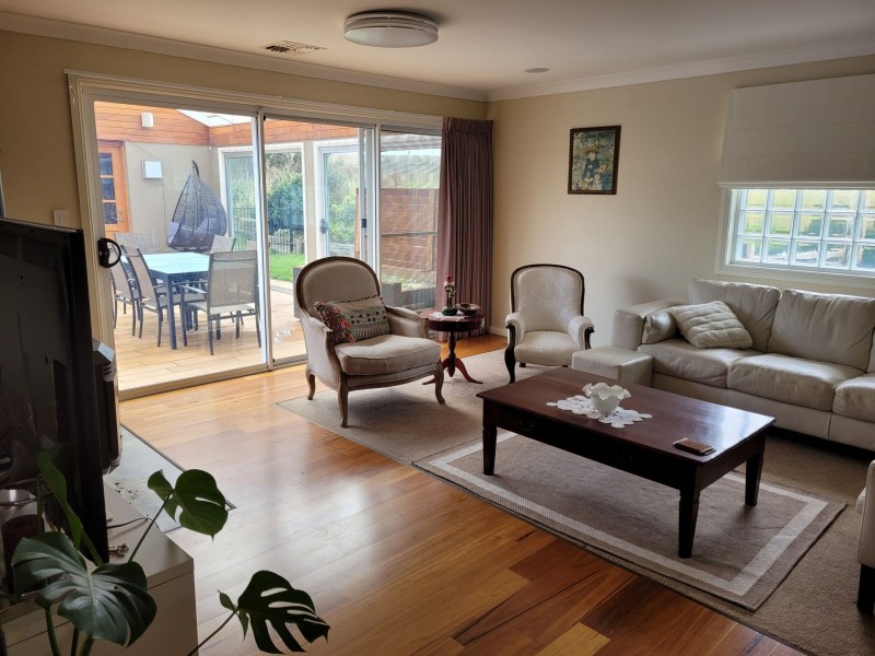 130 Canobolas Road, Orange NSW 2800