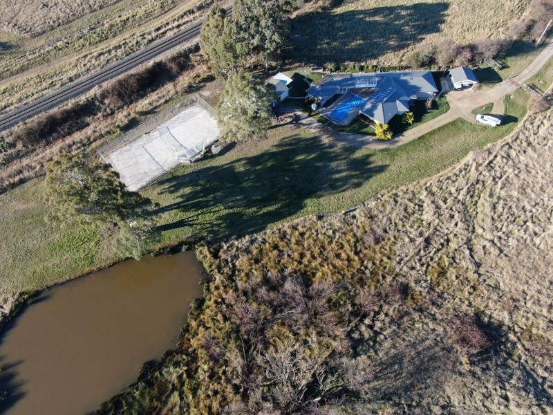 130 Canobolas Road, Orange NSW 2800