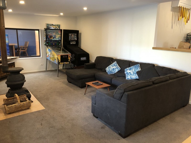 3 Pengilley Ave, Apollo Bay VIC 3233