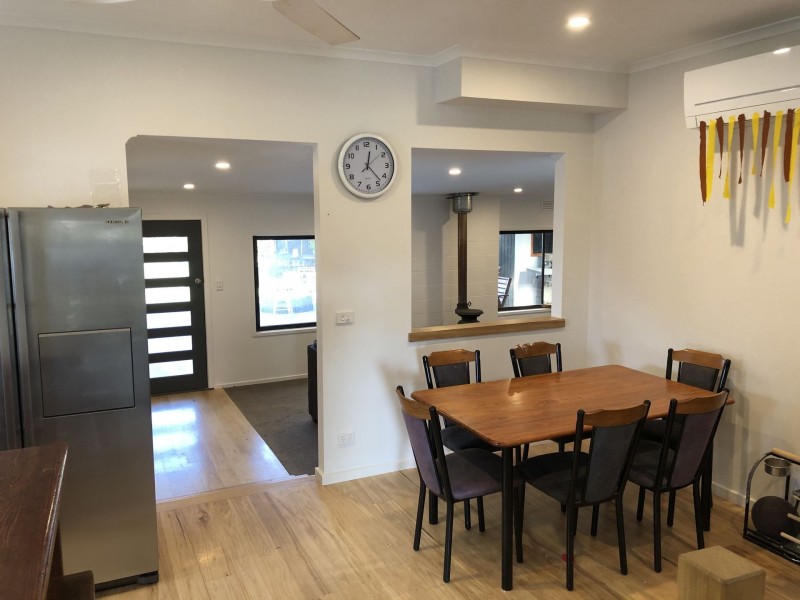 3 Pengilley Ave, Apollo Bay VIC 3233