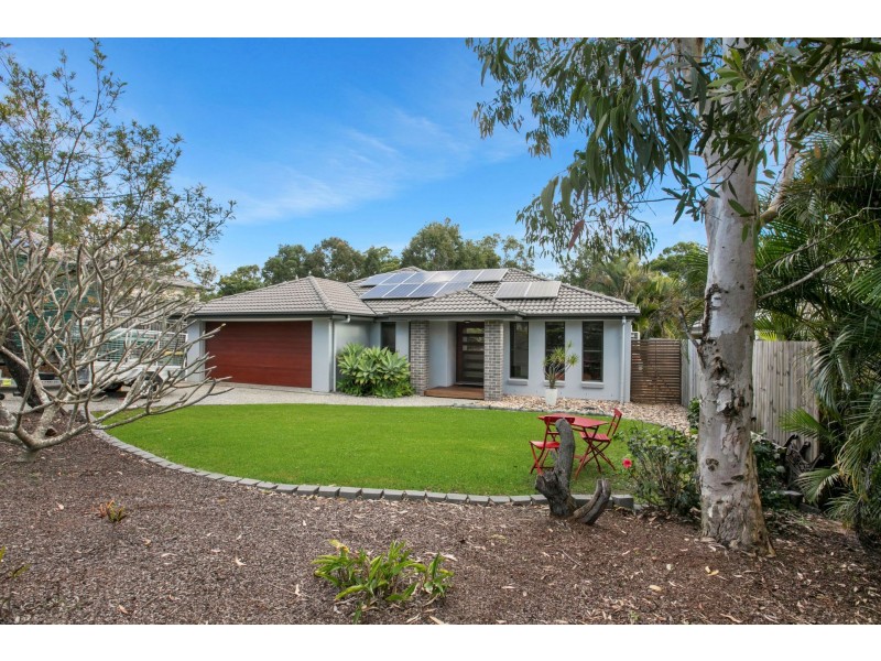6 Estuary Ave, Victoria Point QLD 4165