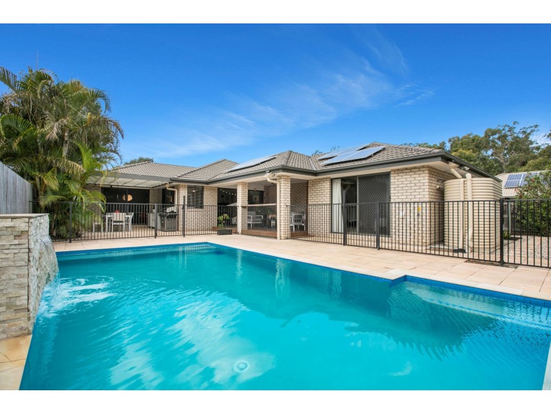 6 Estuary Ave, Victoria Point QLD 4165