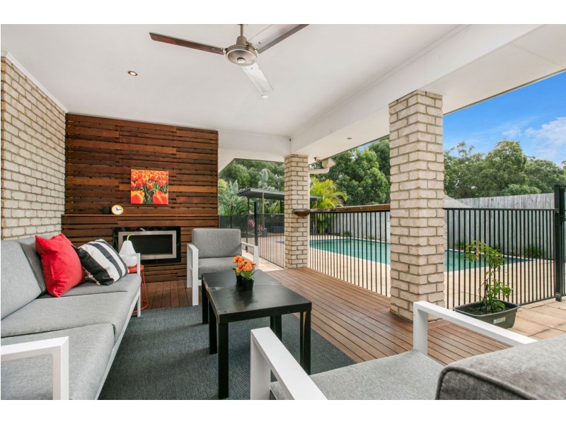 6 Estuary Ave, Victoria Point QLD 4165