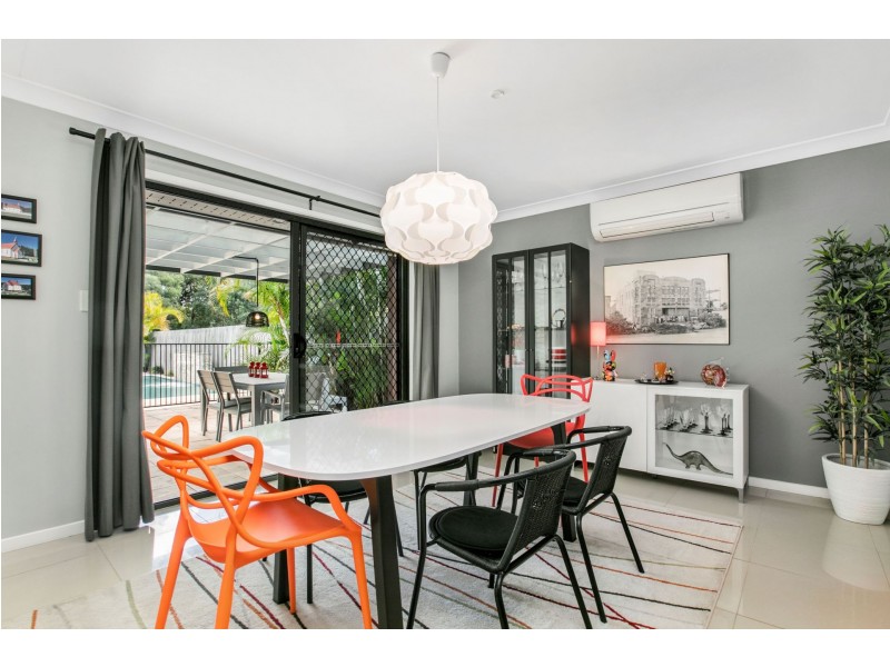 6 Estuary Ave, Victoria Point QLD 4165