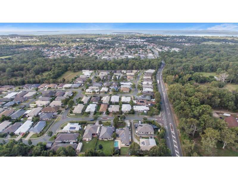 6 Estuary Ave, Victoria Point QLD 4165