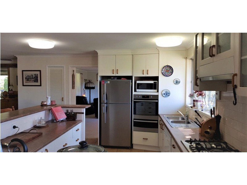 11 Three Mile Road, Crows Nest QLD 4355