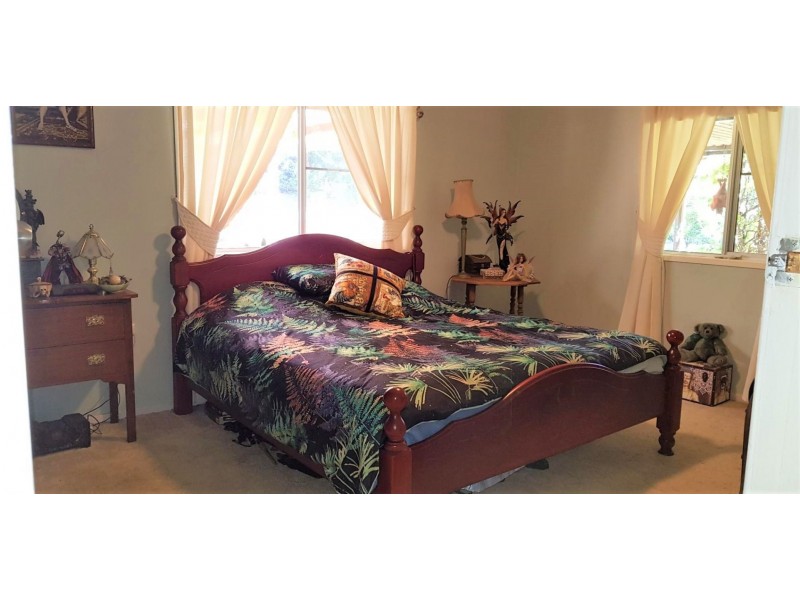 11 Three Mile Road, Crows Nest QLD 4355