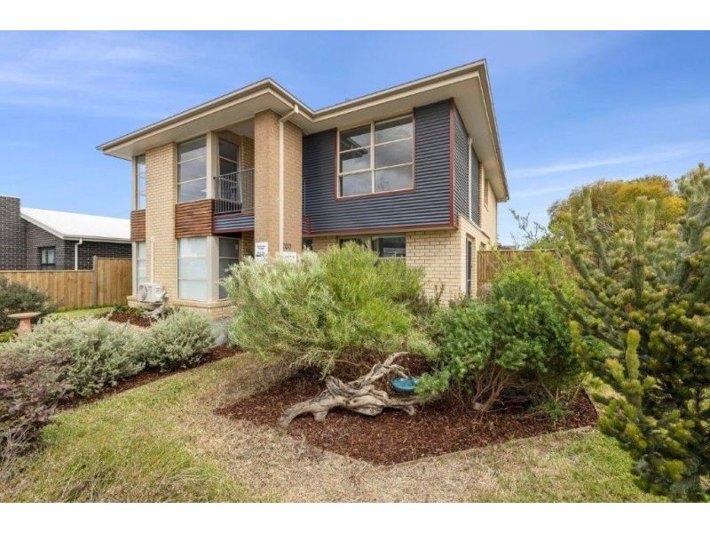 200 Fischer Street, Torquay VIC 3228