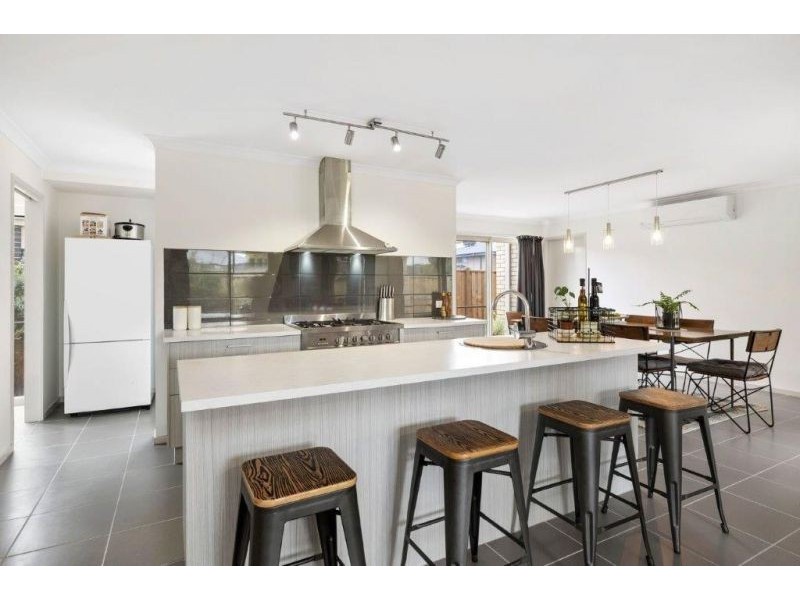 200 Fischer Street, Torquay VIC 3228