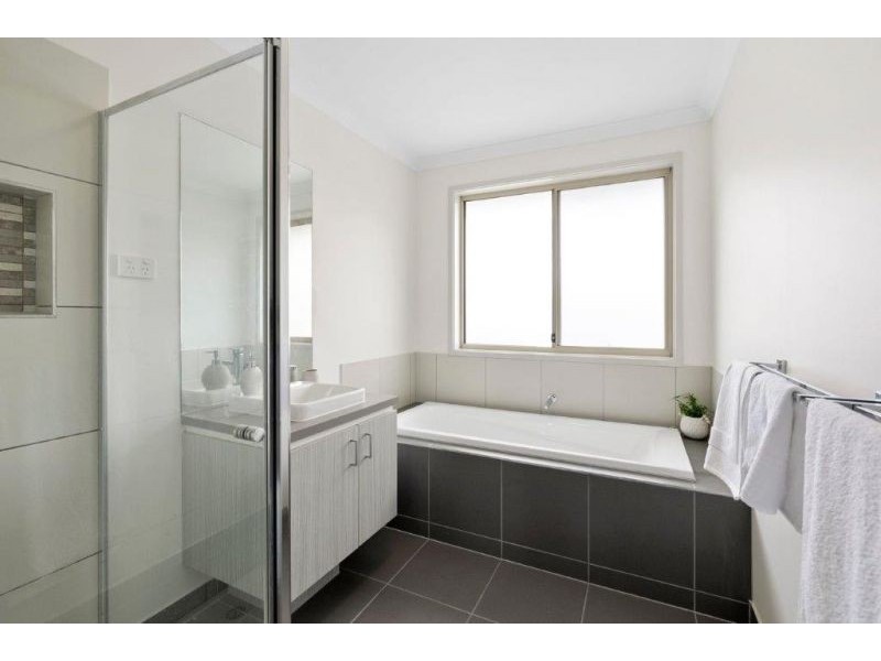 200 Fischer Street, Torquay VIC 3228