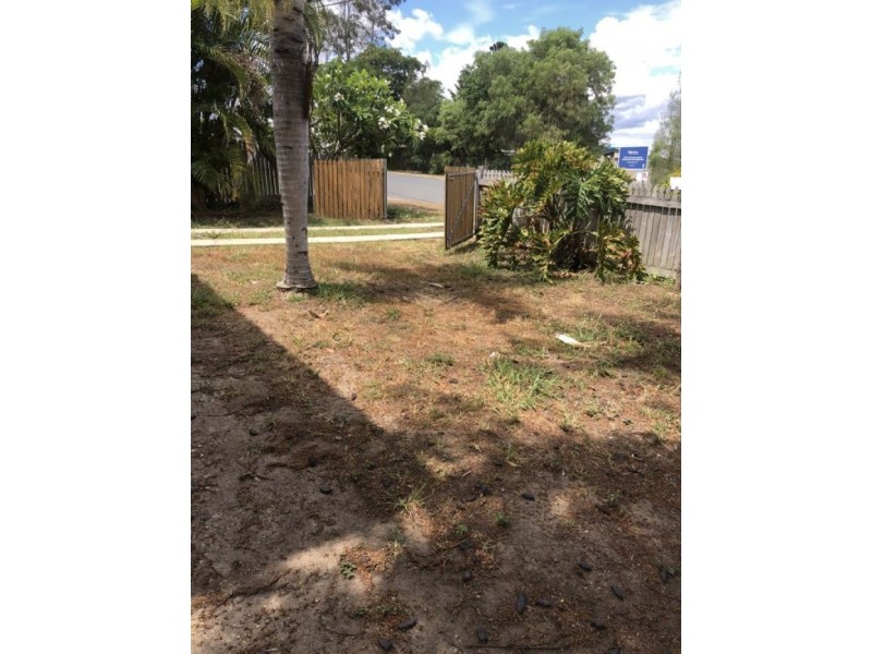 19 Eton St, West Rockhampton QLD 4700