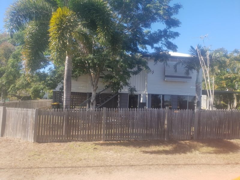 19 Eton St, West Rockhampton QLD 4700