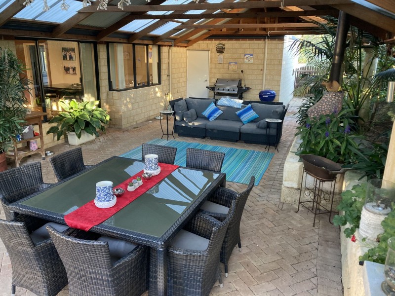 4 Tuckey Place, Golden Bay WA 6174