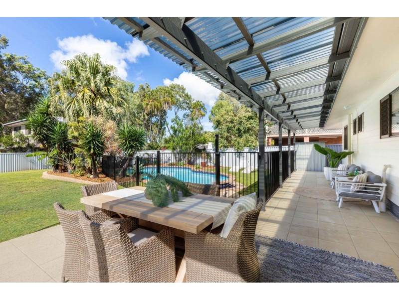 16 Domino Crescent, Andergrove QLD 4740