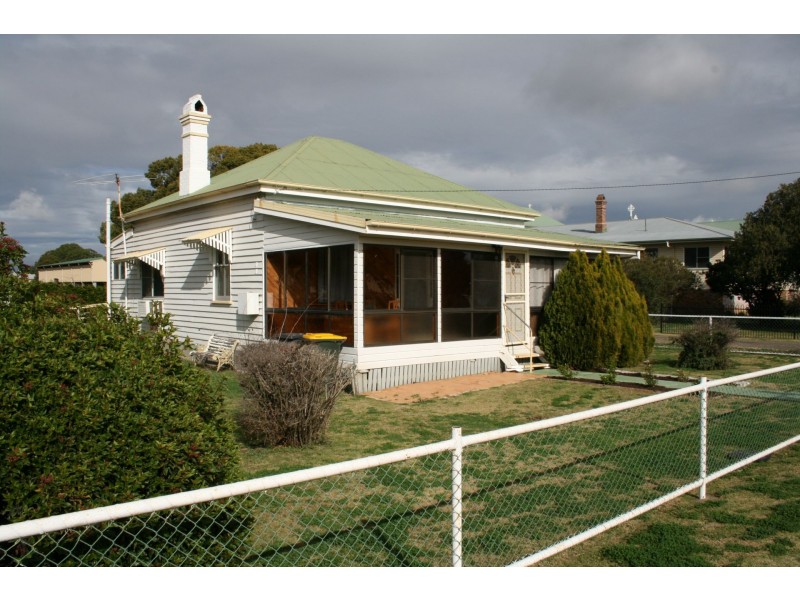 57 Warwick St, Allora QLD 4362