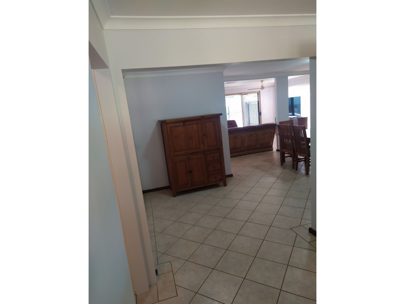 18 Minilya Crescent, Dampier WA 6713