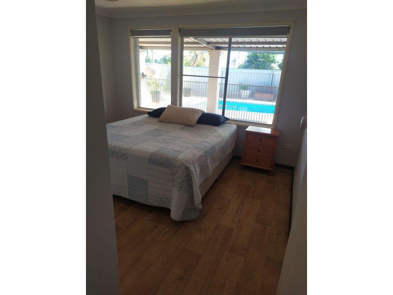 18 Minilya Crescent, Dampier WA 6713