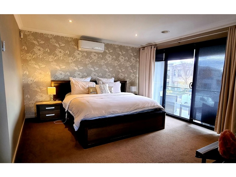 28 Peppermint Grove, Taylors Hill VIC 3037