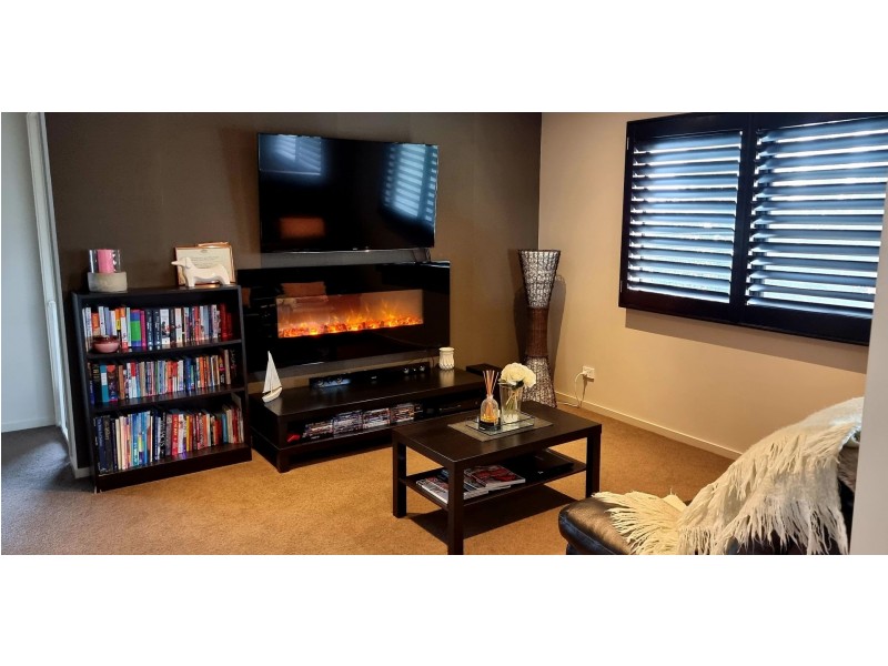 28 Peppermint Grove, Taylors Hill VIC 3037