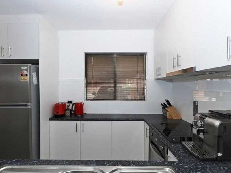 4/314-318 Preston Point Rd, Attadale WA 6156