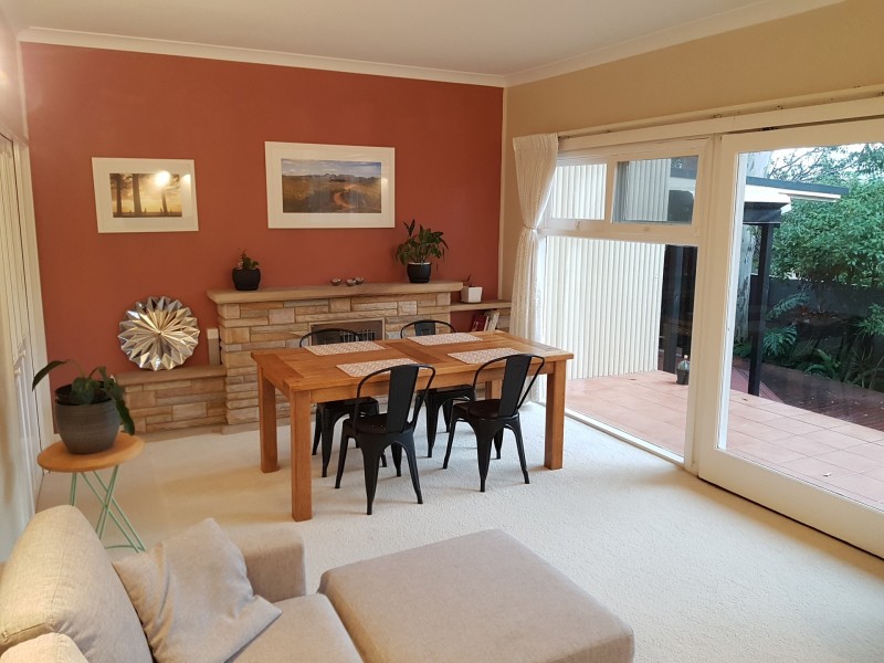 32 Cathrine Street, Kotara South NSW 2289