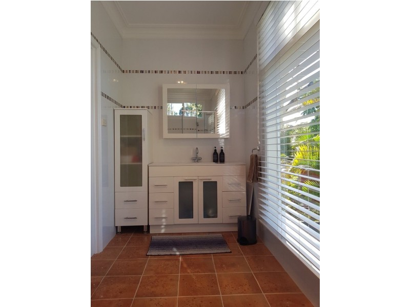 32 Cathrine Street, Kotara South NSW 2289