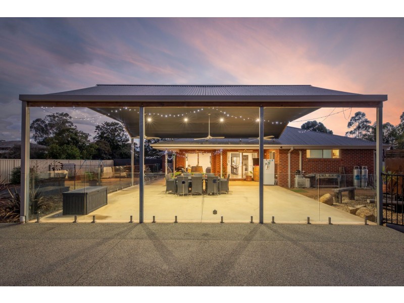 94-96 Augusta Street, Corowa NSW 2646