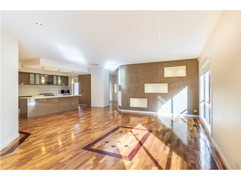 14 Candlebark Drive, Greenvale VIC 3059