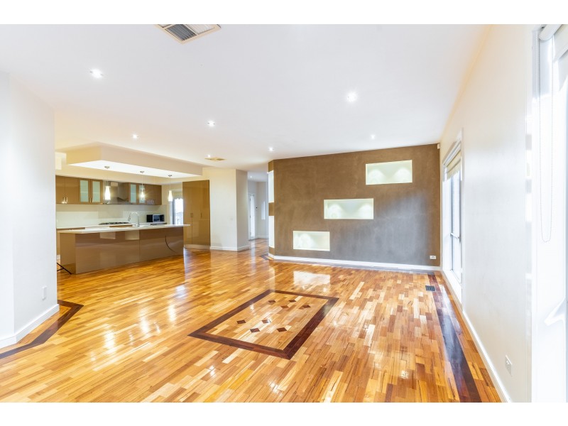 14 Candlebark Drive, Greenvale VIC 3059