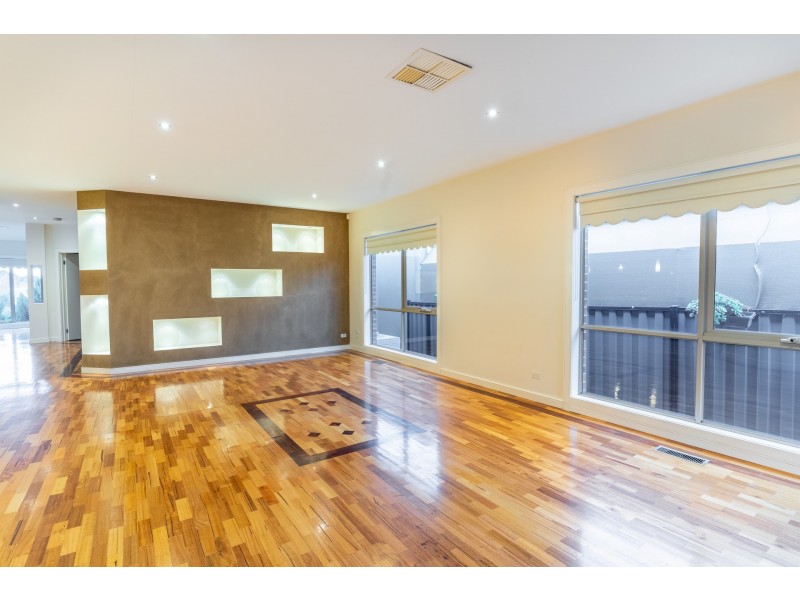 14 Candlebark Drive, Greenvale VIC 3059