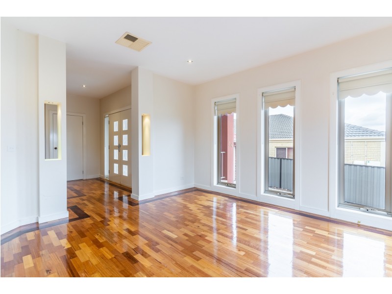 14 Candlebark Drive, Greenvale VIC 3059