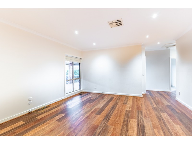 14 Candlebark Drive, Greenvale VIC 3059