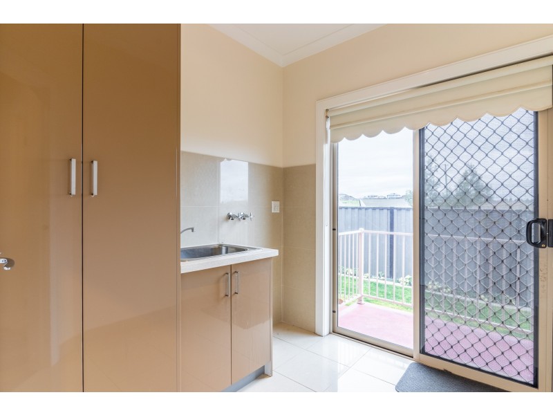 14 Candlebark Drive, Greenvale VIC 3059