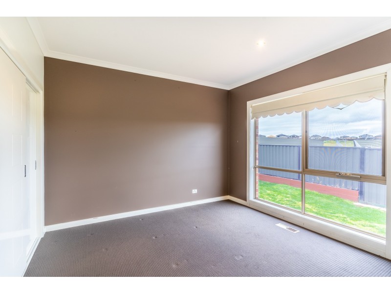 14 Candlebark Drive, Greenvale VIC 3059