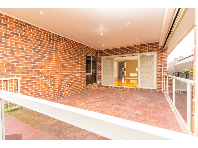 14 Candlebark Drive, Greenvale VIC 3059