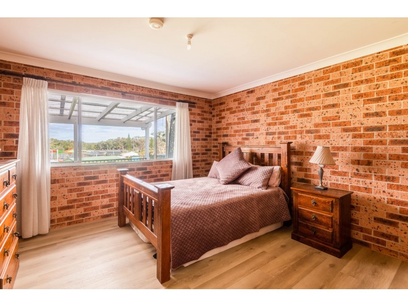 72 Warrain Crescent, Currarong NSW 2540