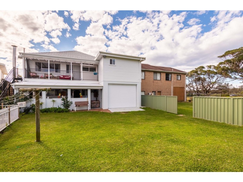 72 Warrain Crescent, Currarong NSW 2540
