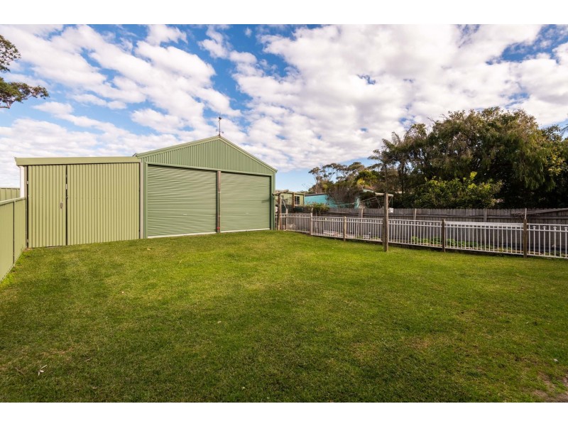 72 Warrain Crescent, Currarong NSW 2540