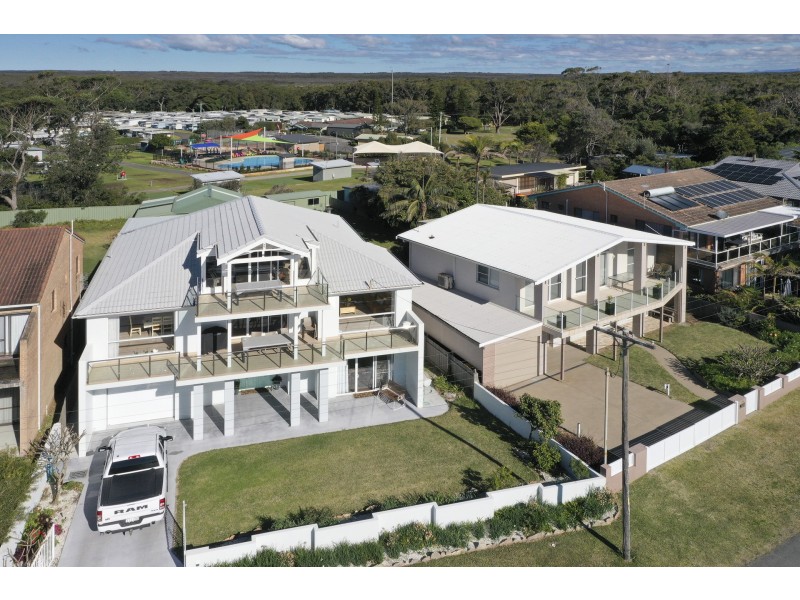 72 Warrain Crescent, Currarong NSW 2540