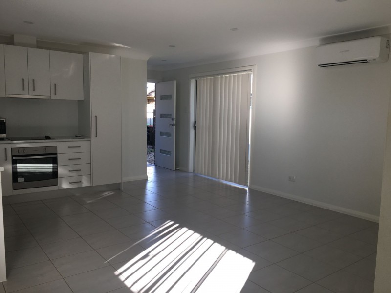 5A Myrtle Rd, Claremont Meadows NSW 2747