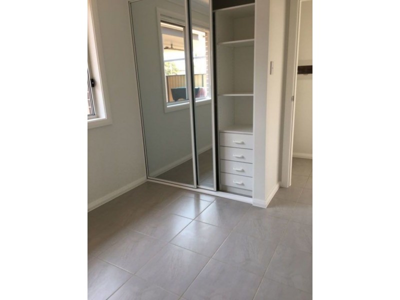 5A Myrtle Rd, Claremont Meadows NSW 2747