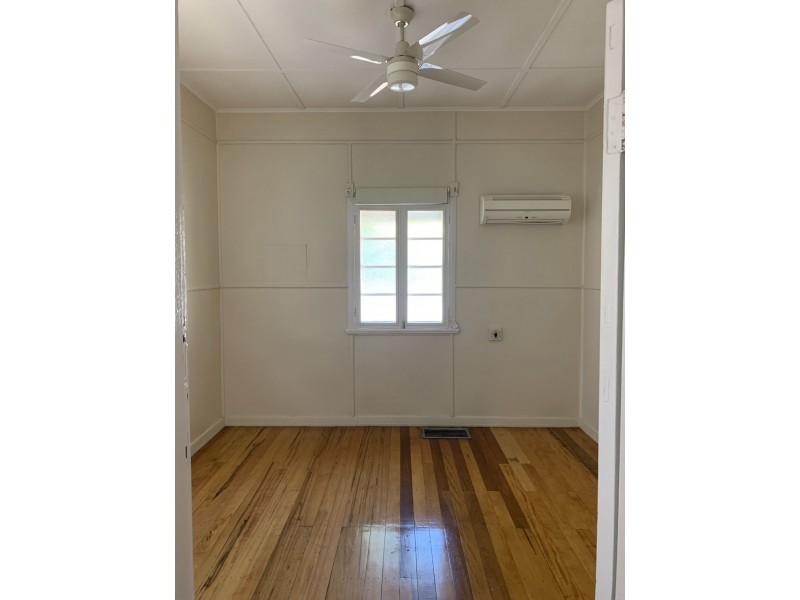 107 East Street, The Gap QLD 4825
