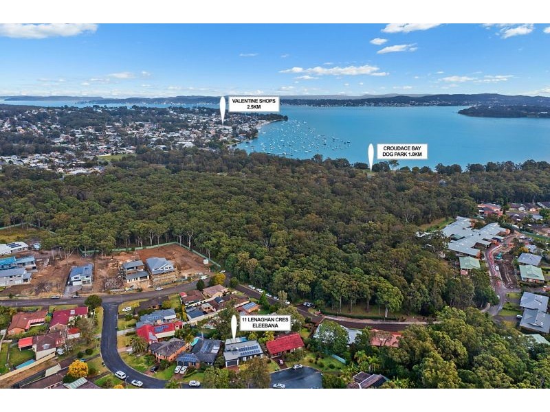 11 Lenaghan Crescent, Eleebana NSW 2282