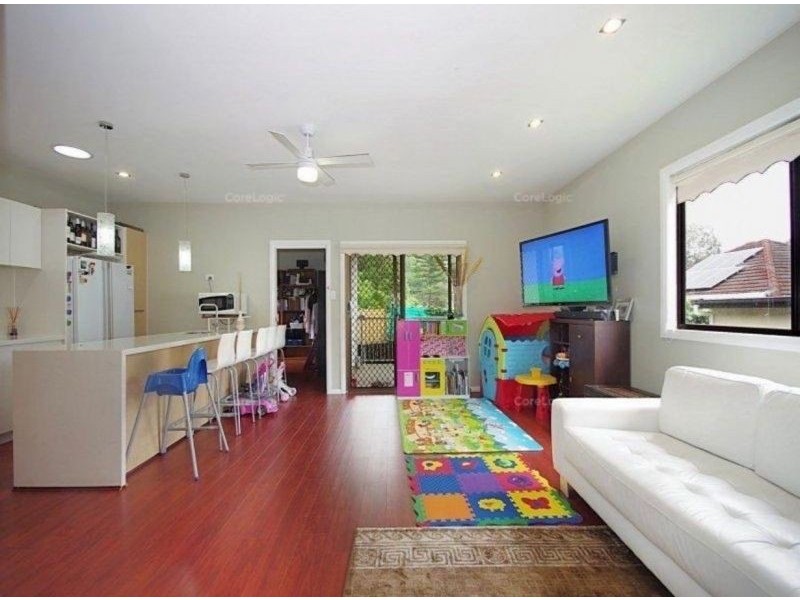 80 Larien Crescent, Birrong NSW 2143