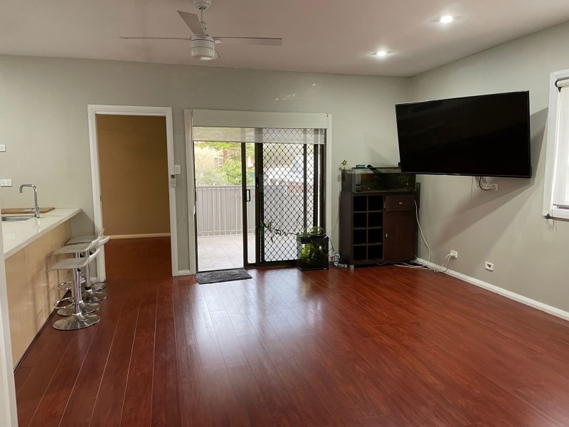 80 Larien Crescent, Birrong NSW 2143